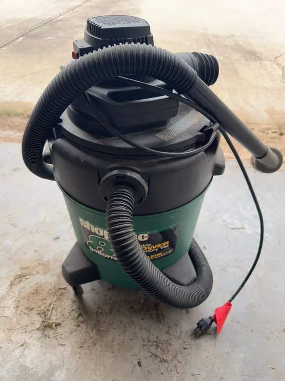 Shop-Vac 8 Gallon Portable Blower Wet/Dry Vacuum