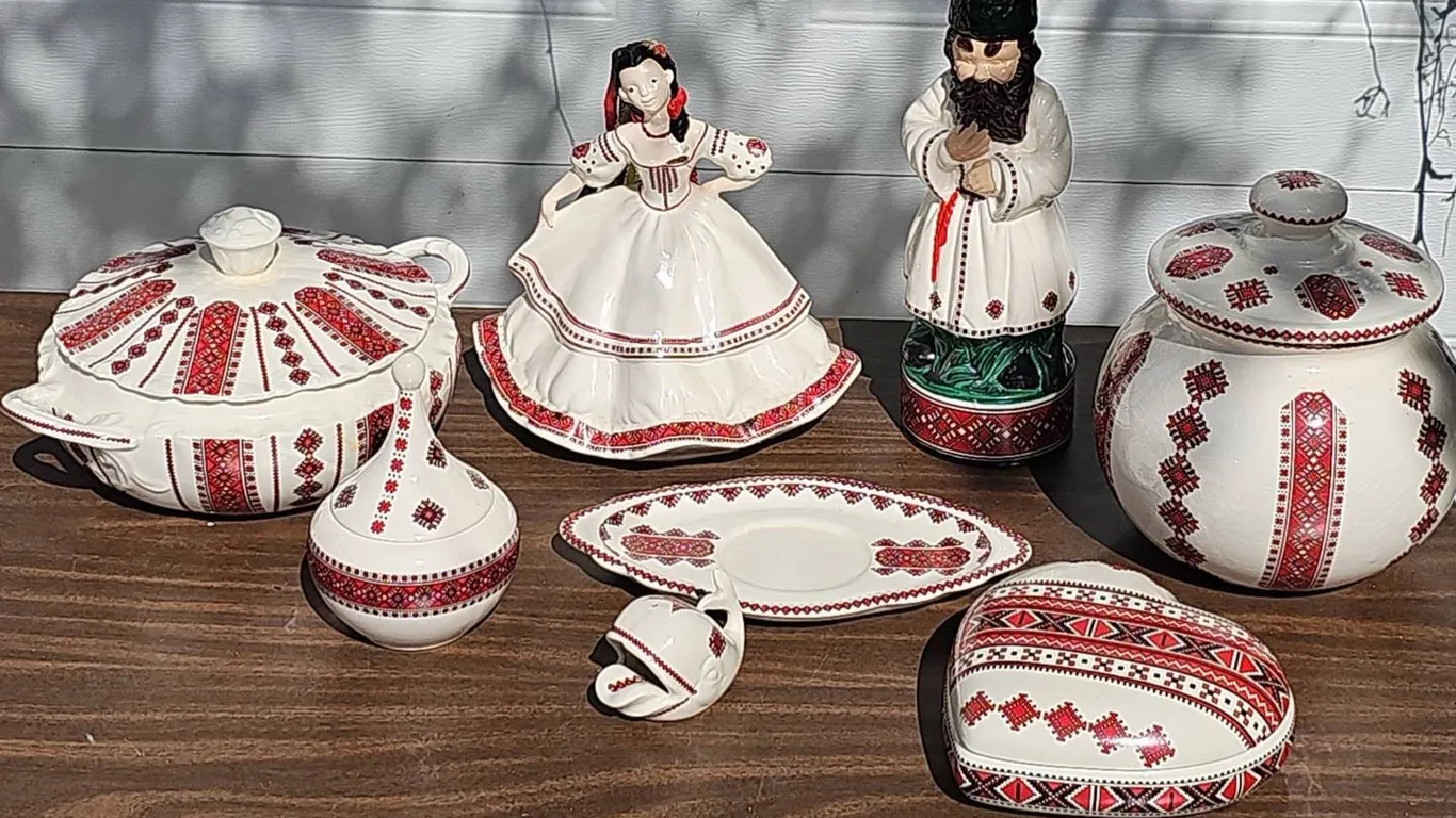 Ukrainian Embroidery Motif Ceramic Figurines