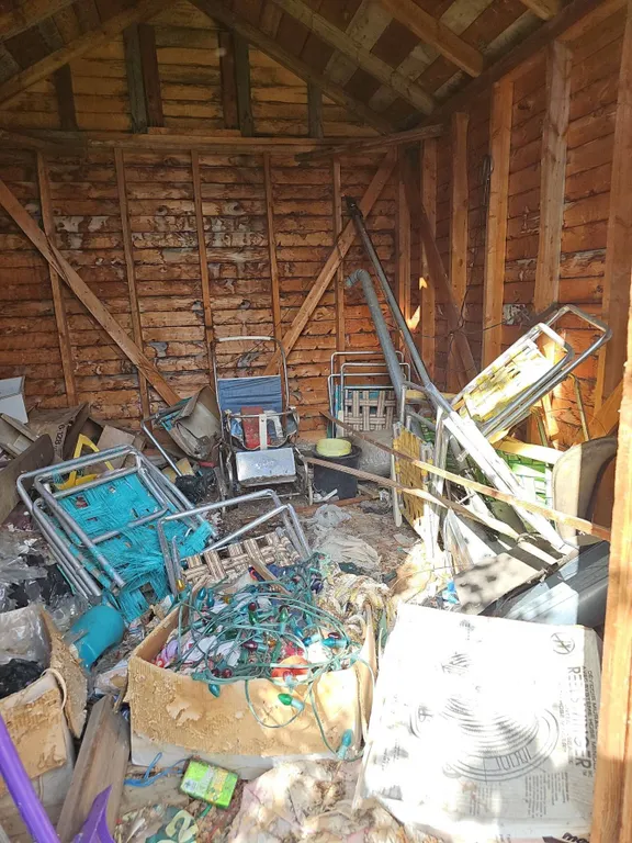 Mystery Shed Contents! Lawn Chairs, Wooden Ladder, Metal Barrels