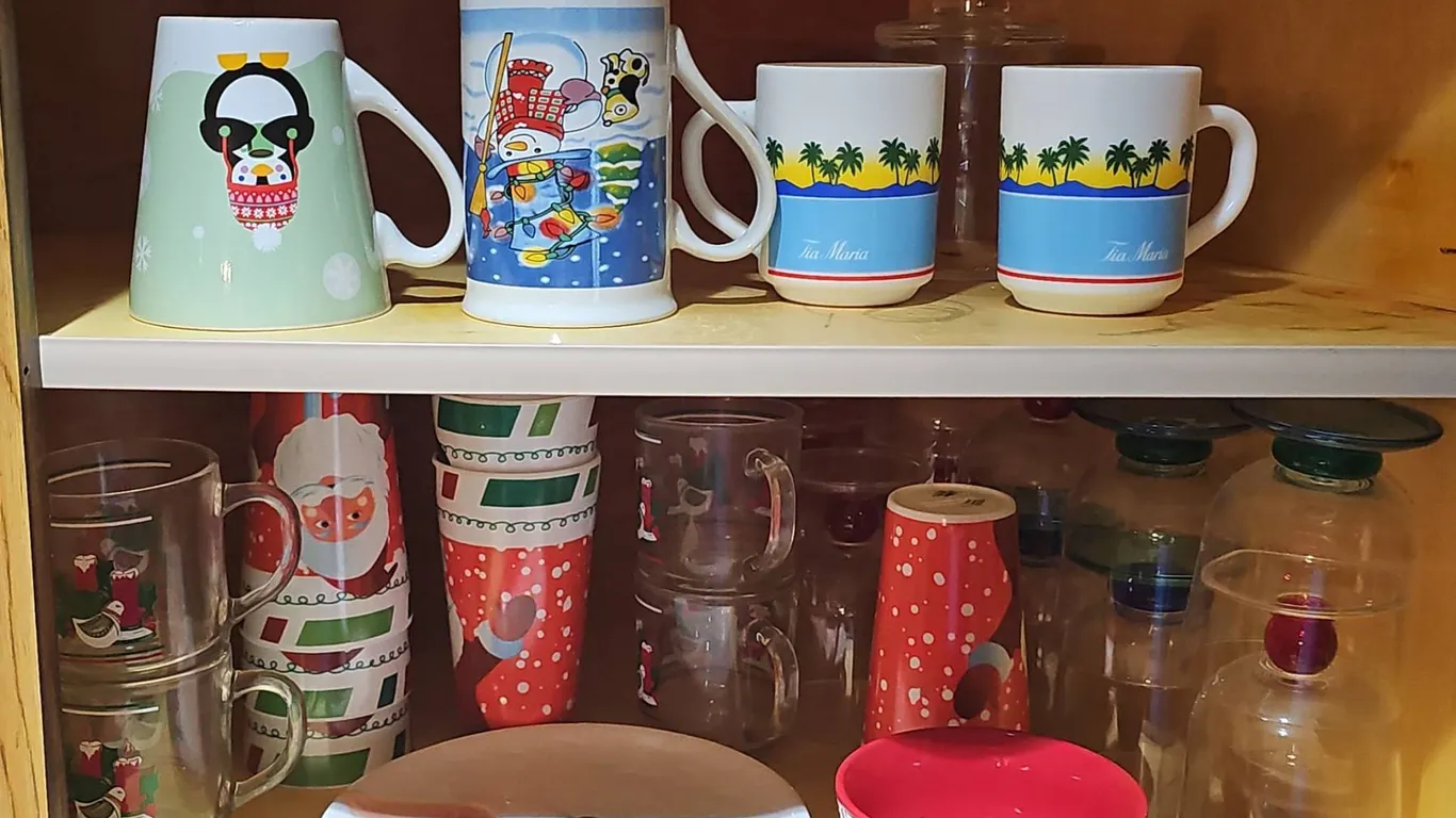 Holiday and Floral Mugs, Plates, Bowls, and Glassware Lot