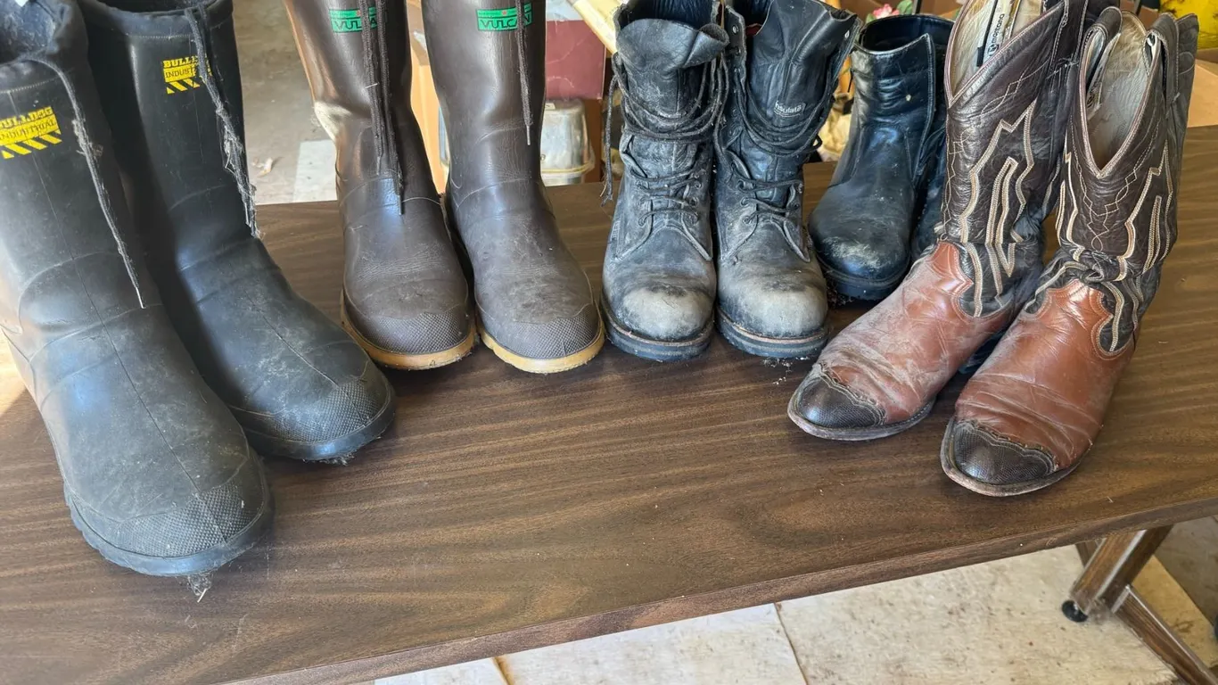 5 Pairs Men's Work, Cowboy, and Western Boots