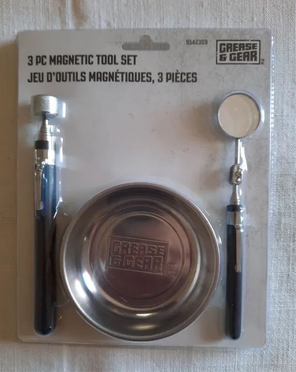 New 3 Pc Magnetic Tool Set (GST 5% & PST 7% charged)