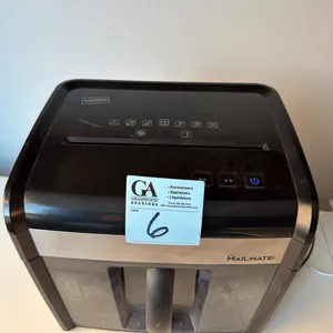Mailmate paper shredder