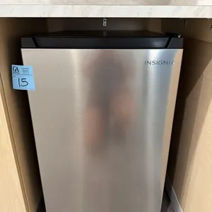 Insignia mini fridge