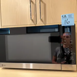 LG microwave