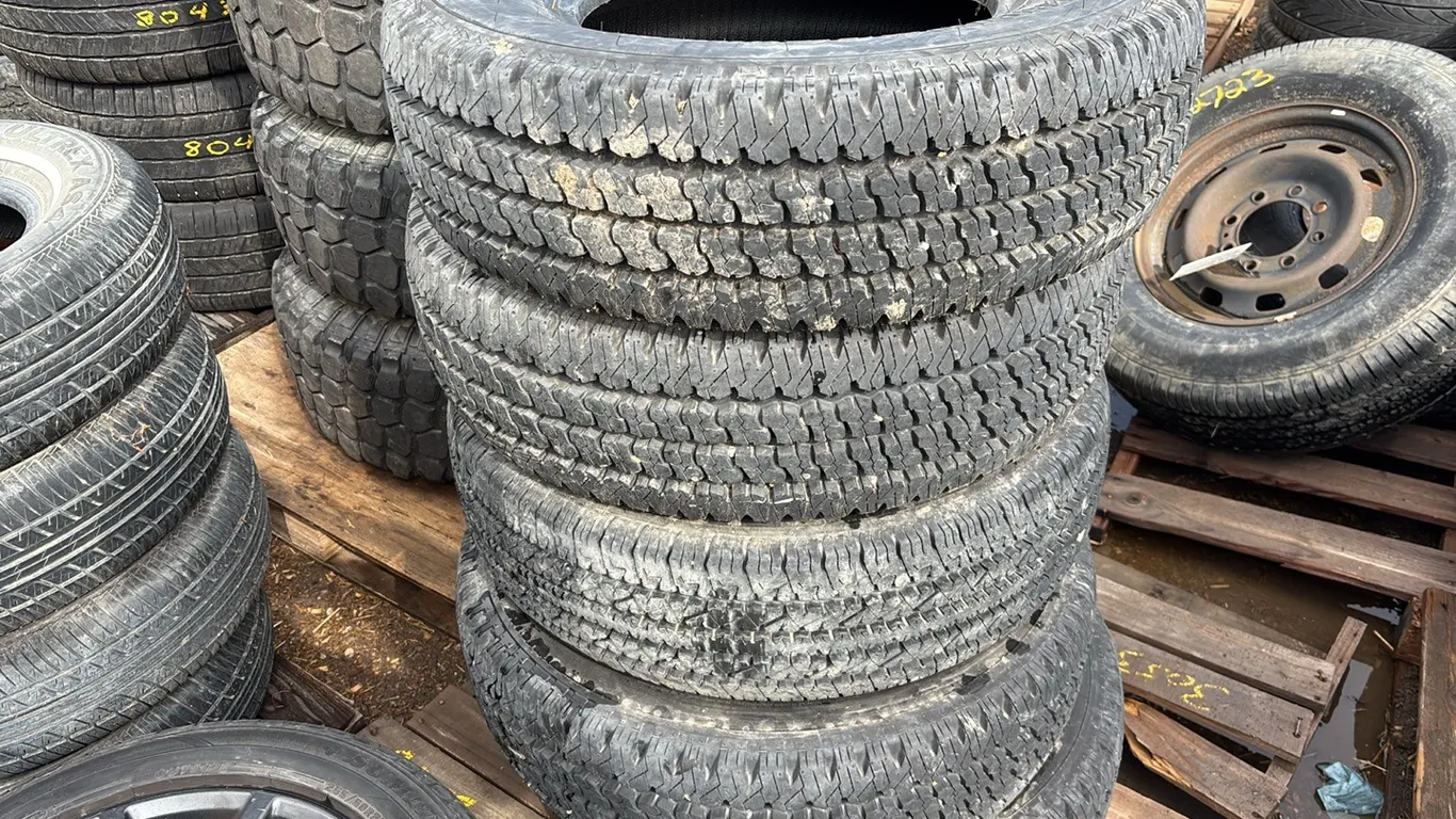 (5) Bridgestone 245/75R16Truck Tires