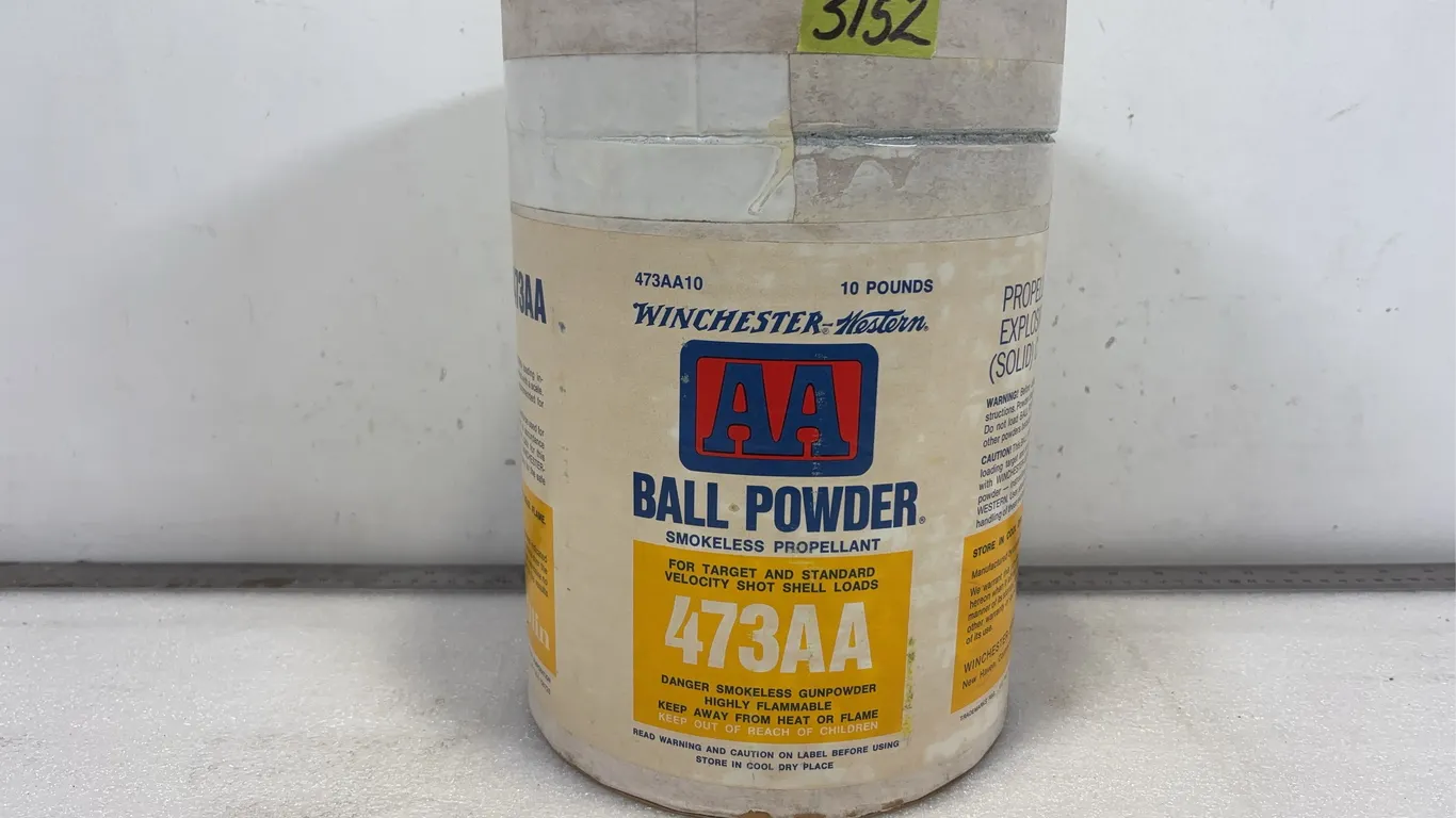 1 Bottle of Winchester Western AA Ball Powder Smokeless Propellant for Target and Standard Velocity Shot Shell Loads 473AA *Unreserved*
