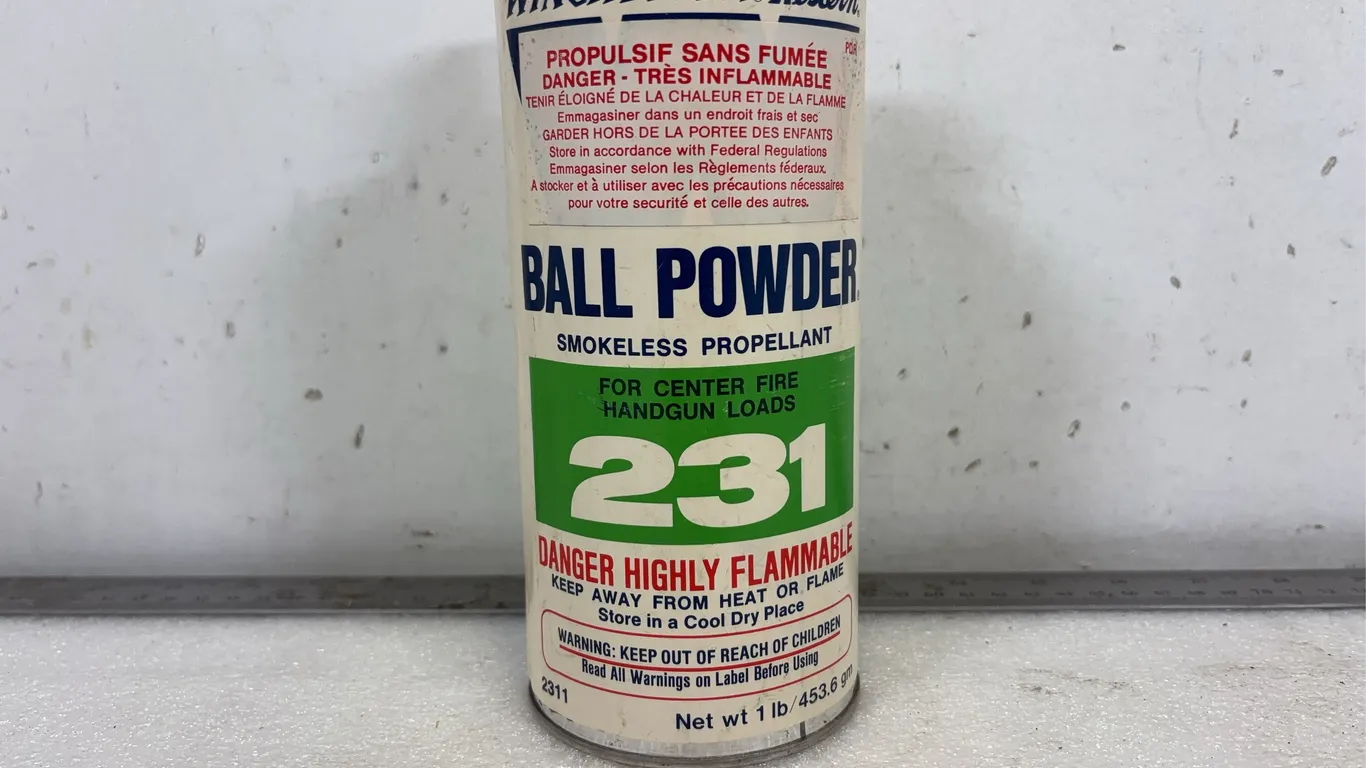 1 Bottle of Winchester Western Ball Powder Smokeless Propellant for Center Fire Handgun Loads 231 *Unreserved*