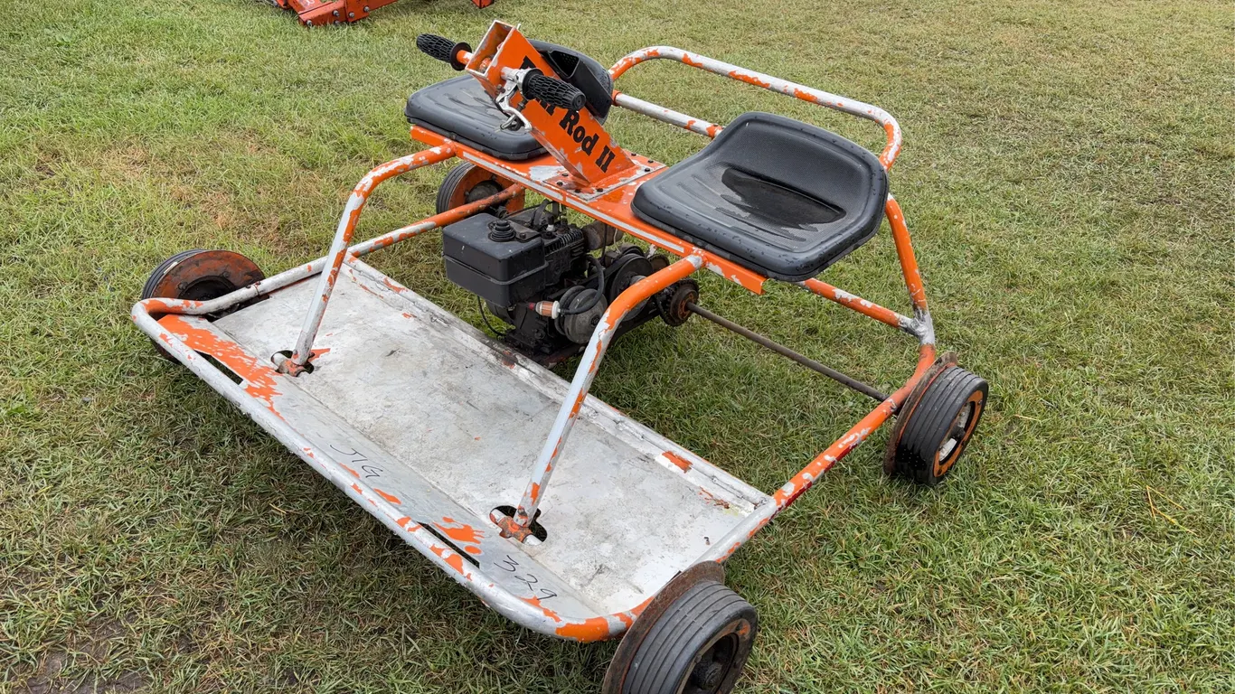 Vintage Orange Railway Car, w. Original Briggs & Stratton Motor, 2 Person *Unreserved*