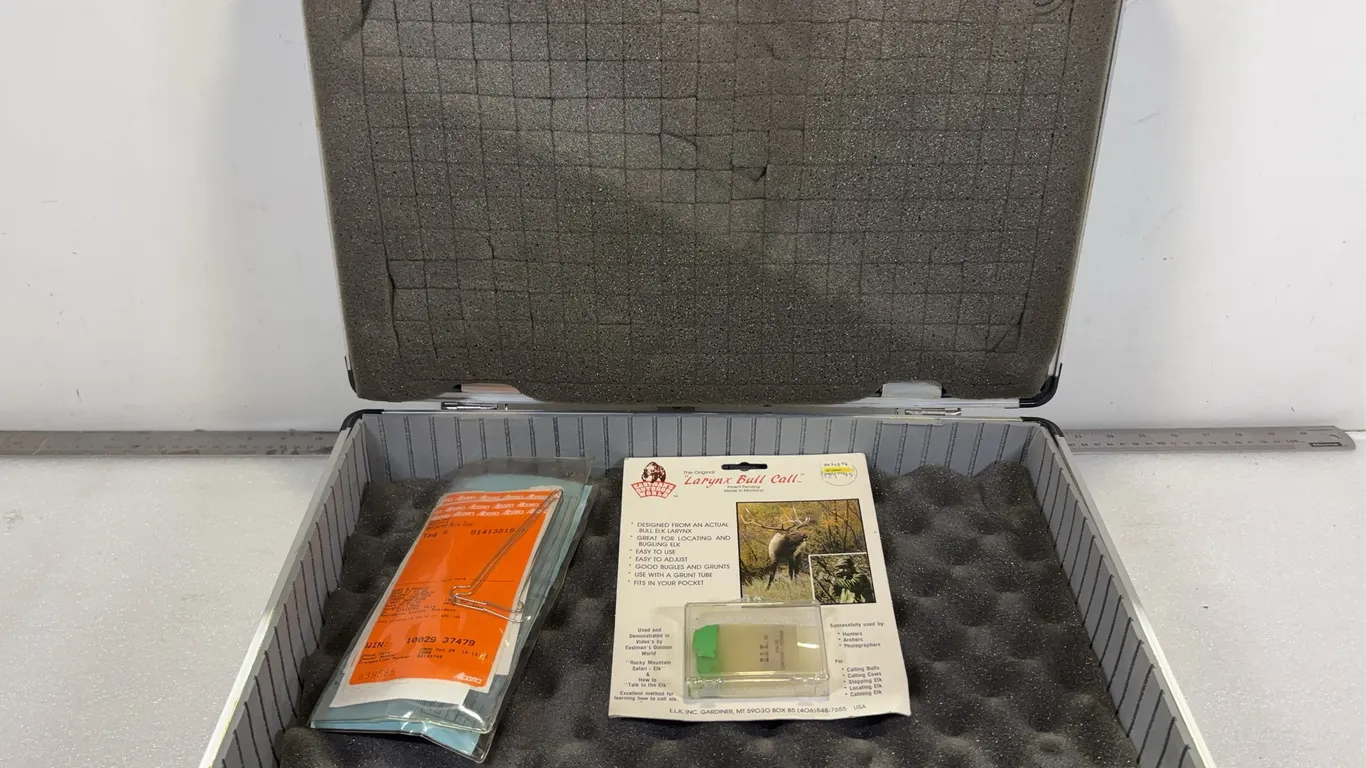 Aluminum Storage Case, Briefcase Style with Dual Latch Closure, approx. Exterior Dimensions 18" x 13" x 7" , approx. Internal Dimensions 1