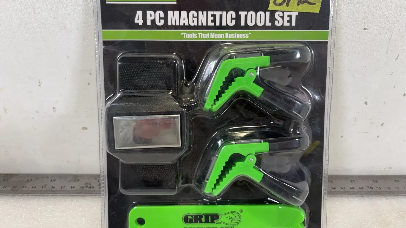 GRIP Brand 4 pce Magnetic Tool Set for Painting, Includes Brush Clips, Magentic Wrist Band and Plastic Paint Can Opener approx. 9" x 8" x 2