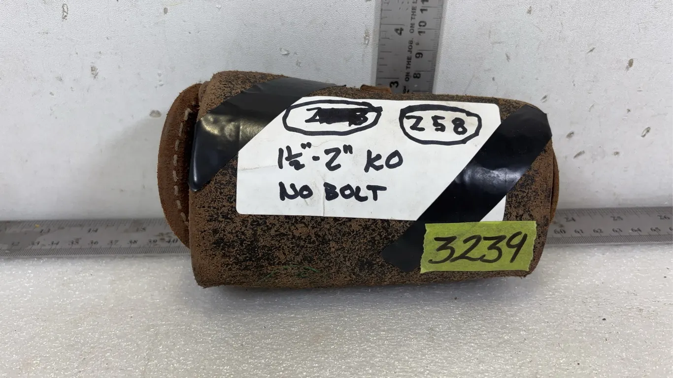 Pouch of 1 1/2" - 2" KO Cutters, No Bolt, approx. Dimensions of Lot 6" x 4" *Unreserved*