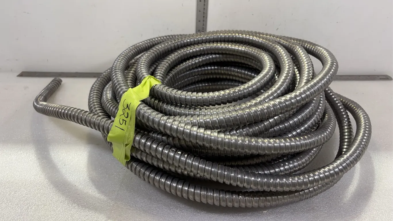Roll of approx. 25 - 30ft of 5/8" Cable Conduit, Dimensions of Lot 20" x 21" x 7" *Unreserved*