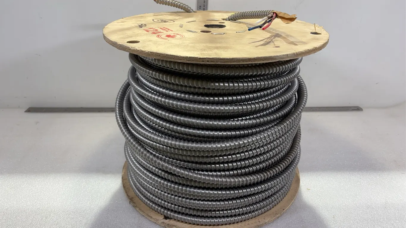 Roll of approx. 150 Metres 12/4 AC90 Cable, approx. Dimensions of Lot 16" x 13" *Unreserved*