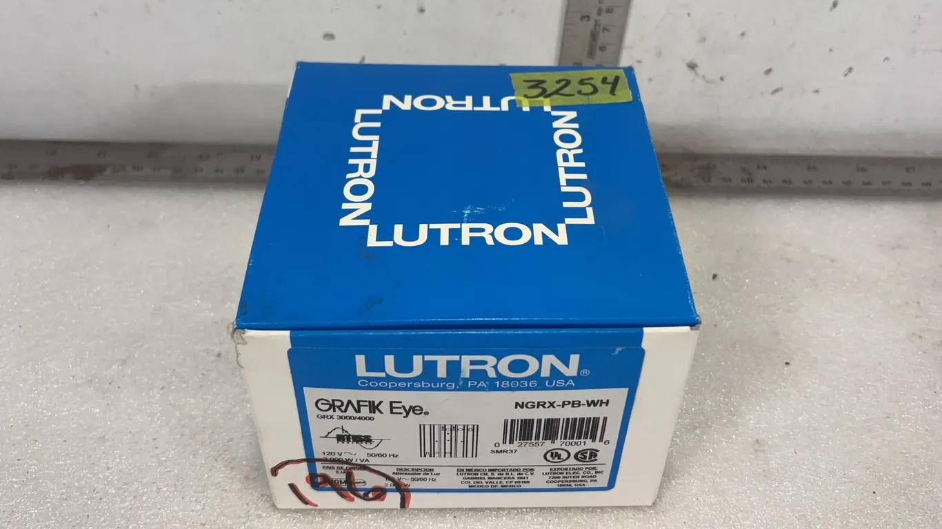 Lutron Grafik Eye Dimmer, Model NGRX-PB-WH, 120V-50/60HZ, 2000 Watts, approx. Dimensions of Lot 5 1/2" x 5 1/2" x 4" *Unreserved*