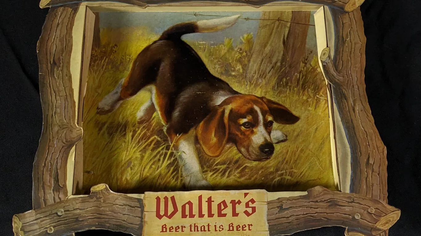 3-D CARDSTOCK SIGN "BEAGLE" WALTERS BEER THAT IS BEER EAU CLAIRE WISCONSIN