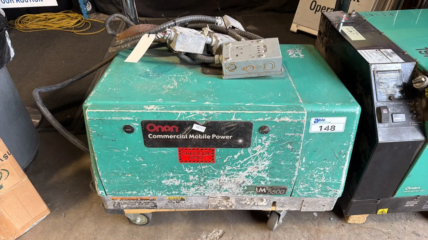 CUMMINS 5.5HGJAE-2135B ONAN QG 5500 COMMERCIAL MOBILE GAS POWERED GENERATOR