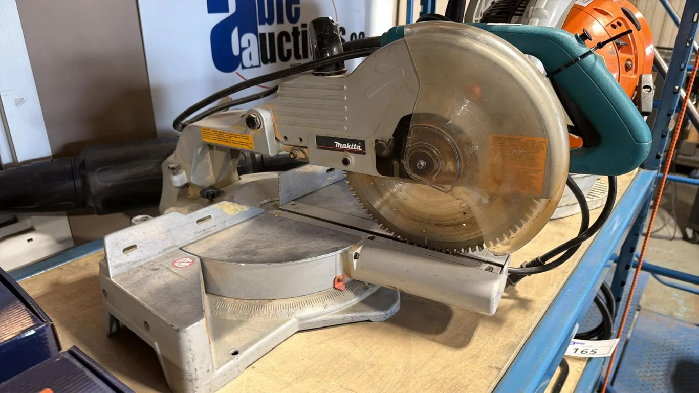 MAKITA LS1011N 10" ELECTRIC SLIDE COMPOUND MITER SAW