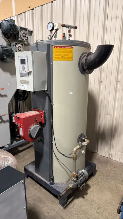 VERTICAL INDUSTRIAL BOILER UNIT WITH SILON MICROCOMPUTER BOILER CONTROLLER, DERROTE MINOR 20 TC