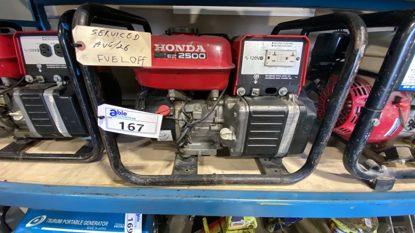 HONDA EZ2500 GAS POWERED PORTABLE GENERATOR
