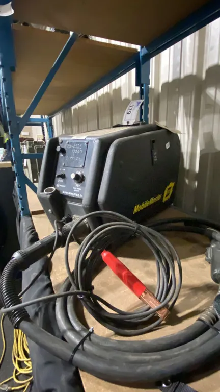 ESAB MOBILEMASTER IV HEAVY DUTY PORTABLE INDUSTRIAL WIRE FEEDER