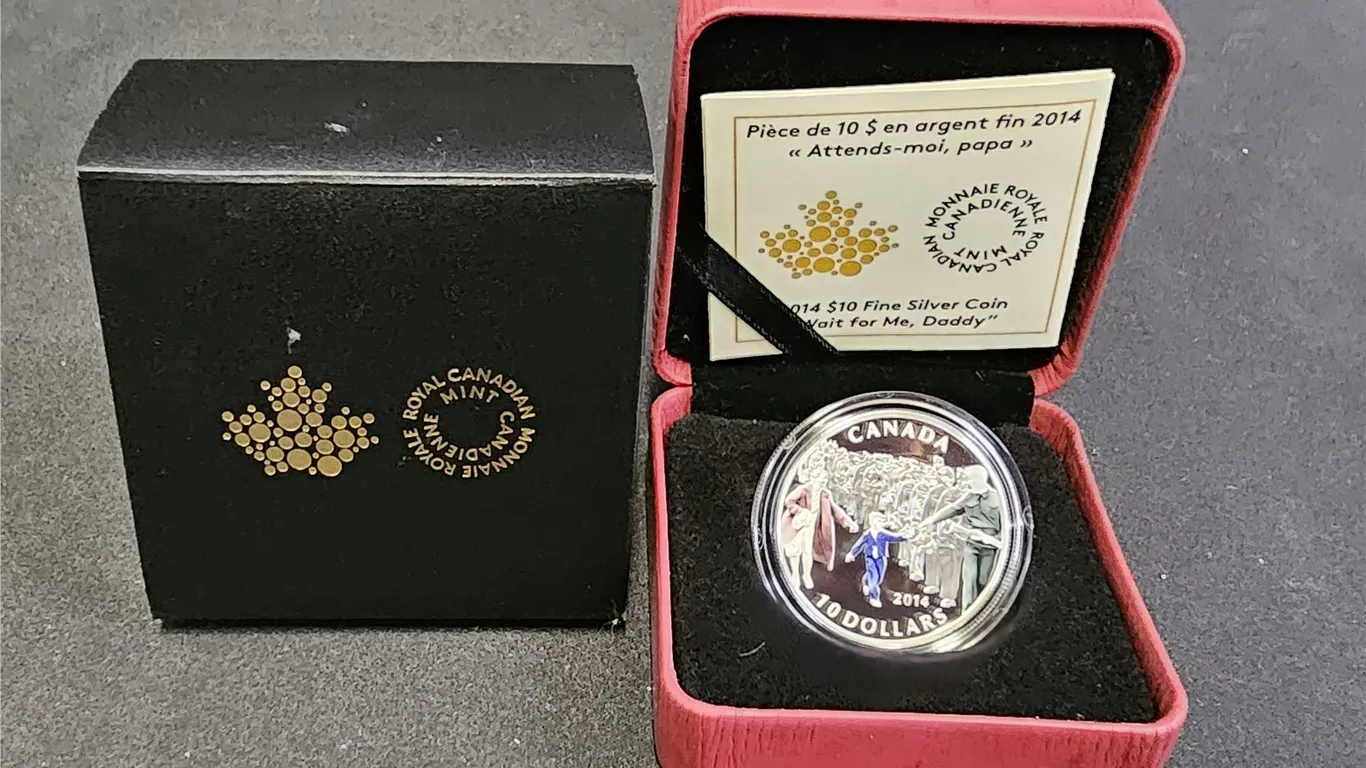 2014 CAD 15.87G .9999 FINE SILVER $10 "WAIT FOR ME, DADDY" COIN IN DISPLAY BOX
