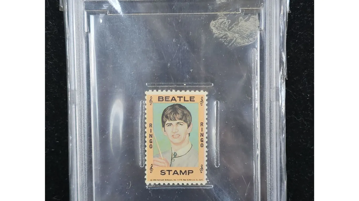 1964 HALLMARK BEATLES RINGO STARR PREMIERE EDITION STAMP GRADED BCCG 10