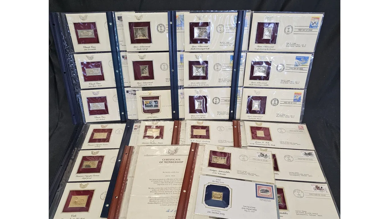 9 SHEETS OF 22K GOLD FOIL US REPLICA STAMPS: EACH SHEET CONTAINS 3