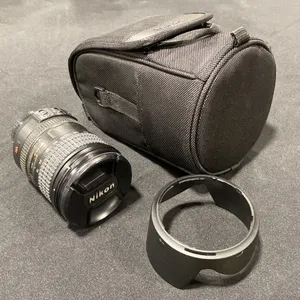 NIKON DX AF-S NIKKOR 18-200MM 1:3.5-5.6G ED CAMERA LENS WITH CASE