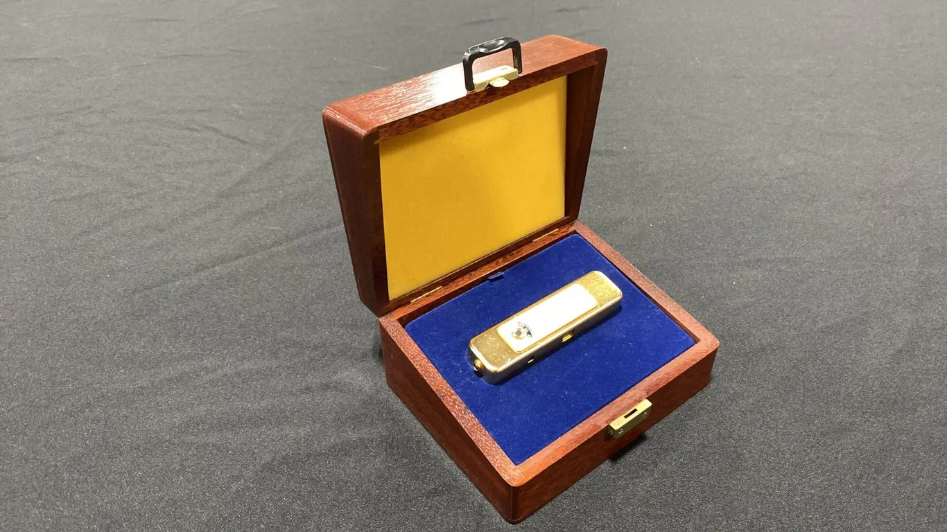 MINOX LX GOLD SELECTION SUBMINIATURE "SPY" CAMERA WITH ORIGINAL BOX (MADE IN GERMANY)