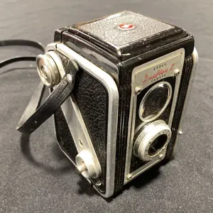 KODAK DUAFLEX II 6X6 CAMERA  (MADE IN USA)