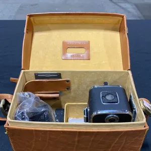 VICTOR HASSELBLAD 903 SWC MEDIUM FORMAT CAMERA WITH A FIXED 38MM F/4.5 CARL ZEISS