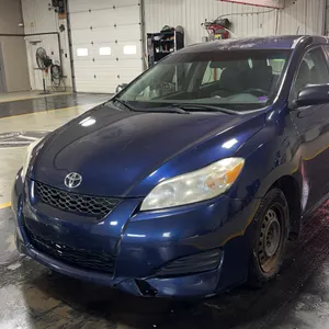 2010  Toyota  Matrix  BASE 5-SPEED