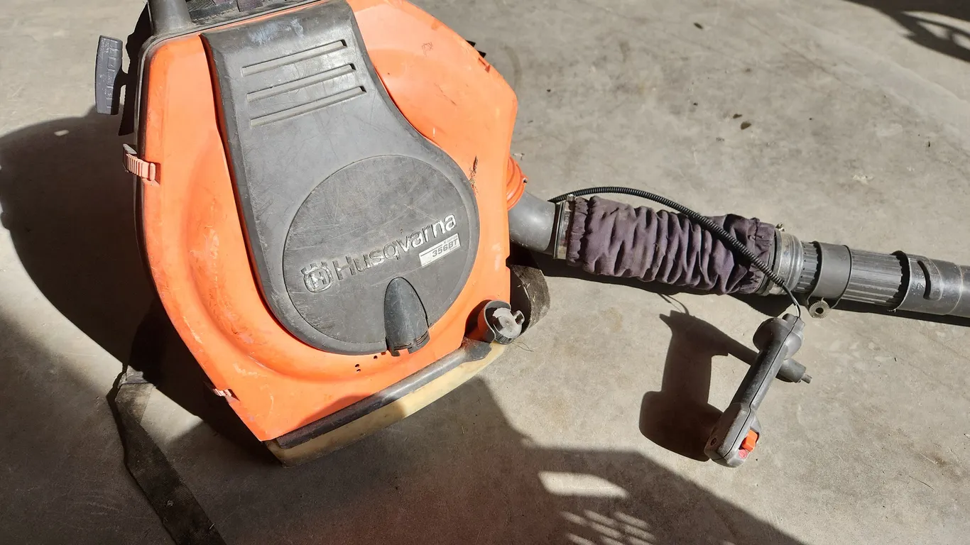 Husqvarna Backpack Leaf Blower
