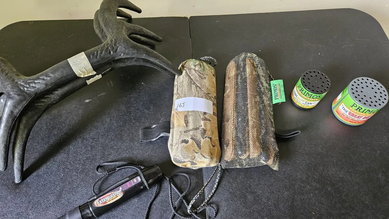 Deer Calls, Rattling Antlers and Lund SportTrak Slider Set