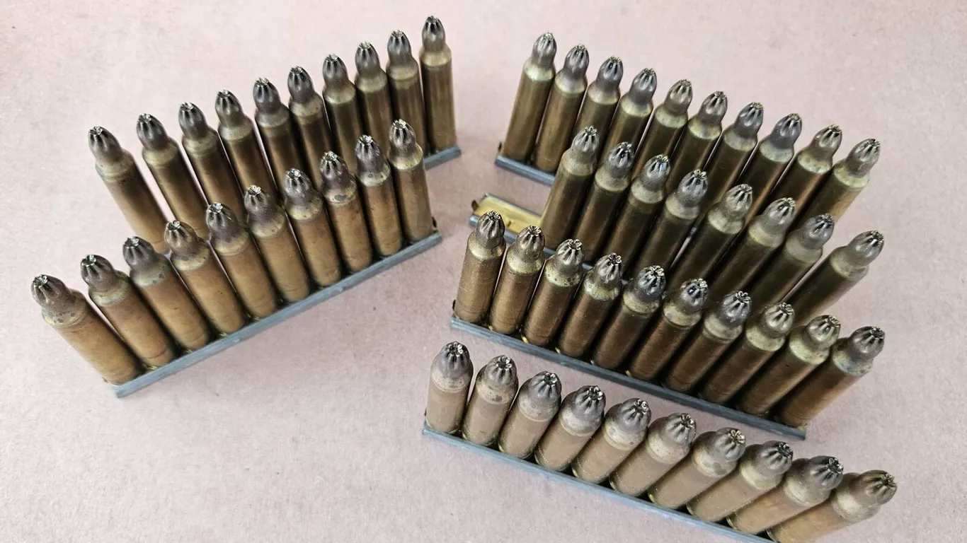 Rifle Blank Cartridges on Stripper Clips, 60 Rounds