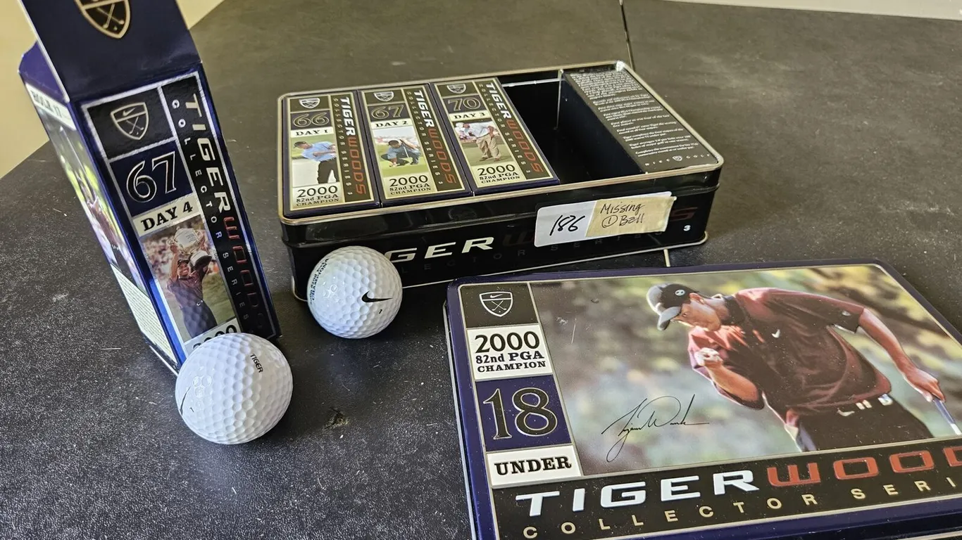 Nike Tiger Woods Collector Series 3 tin, 2000 PGA Champion