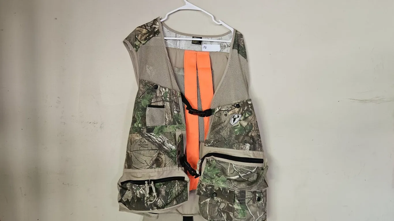 ScentBlocker Camo Hunting Vest, Size XL/2XL