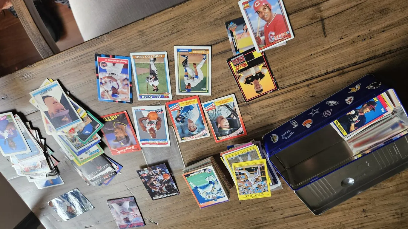 Sports card lot: Jordan, Griffey, Ripken, Bonds, tin