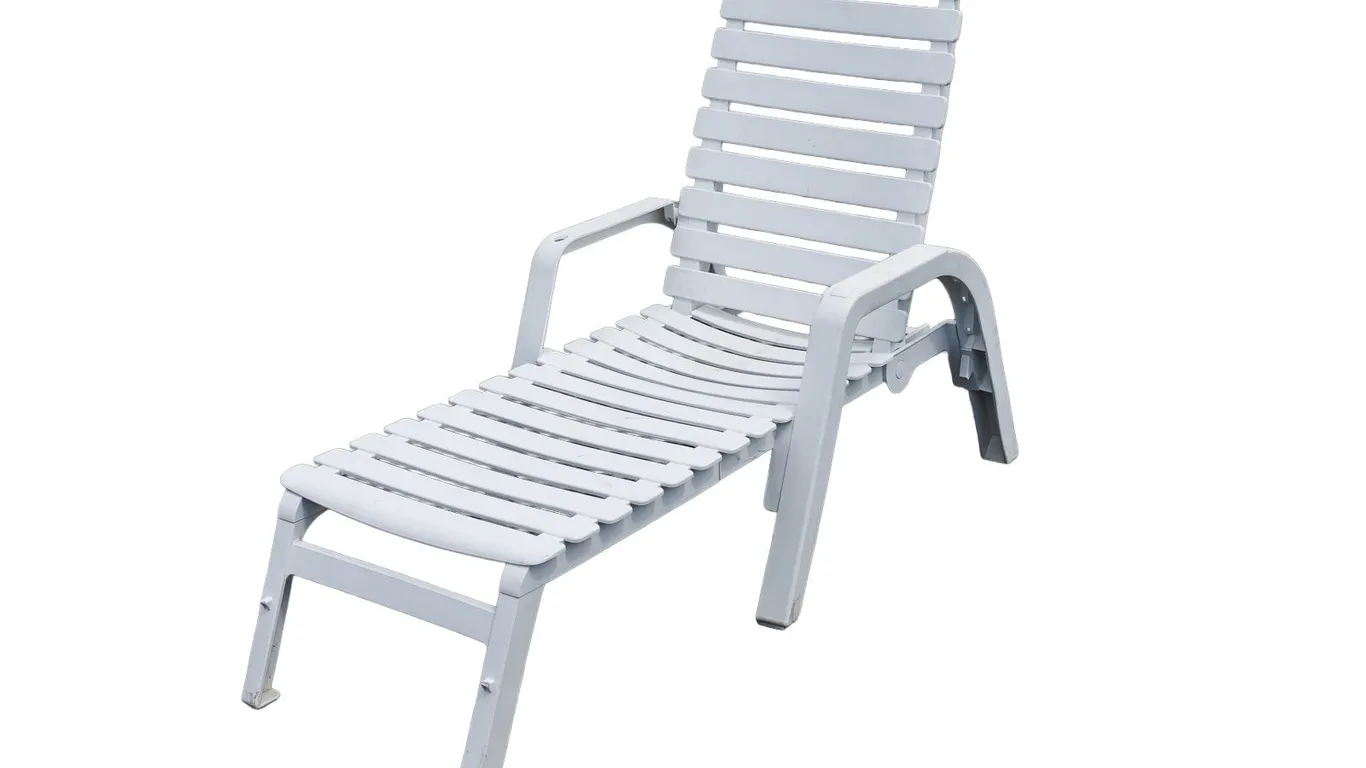 Vintage MCM Allibert Resin Chaise