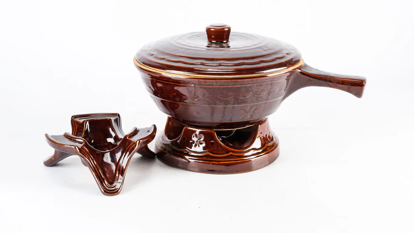 Vintage Marcrest Stoneware Pot and Warming Stands