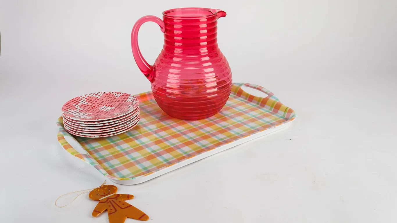 Grouping of Vintage Summer Serving Items