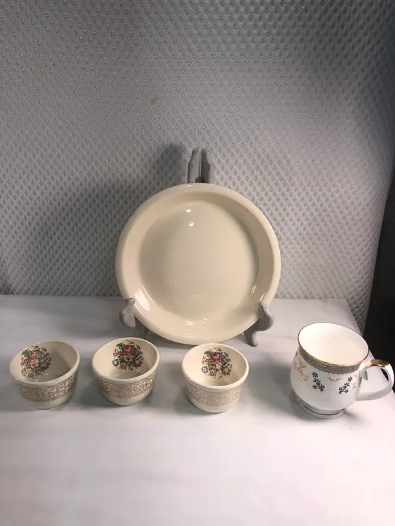 Vintage Ceramic Pieces
