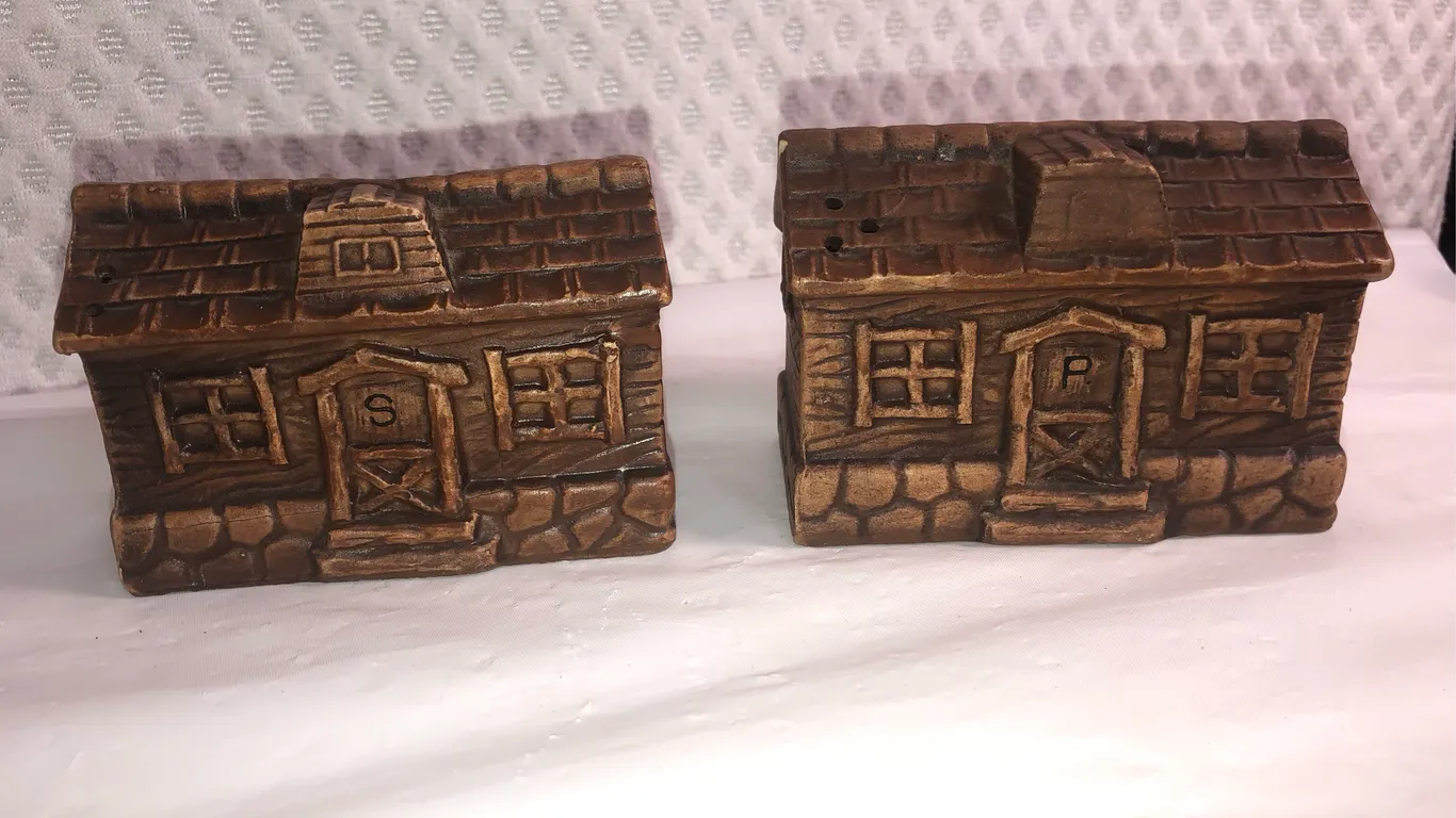 Vintage Ceramic Salt and Pepper