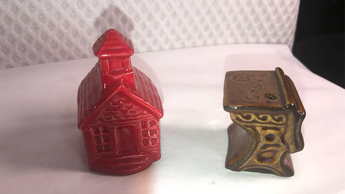 Vintage Ceramic Salt and Pepper