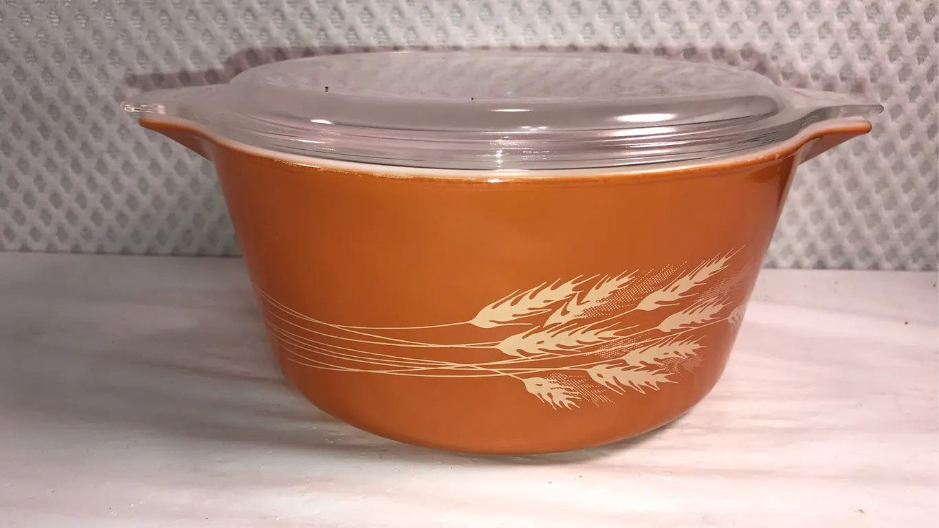 Pyrex Autumn Harvest Casserole Dish #14