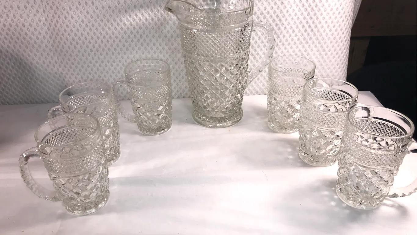 Vintage Anchor Hocking 7 Piece Wexford Beverage Set