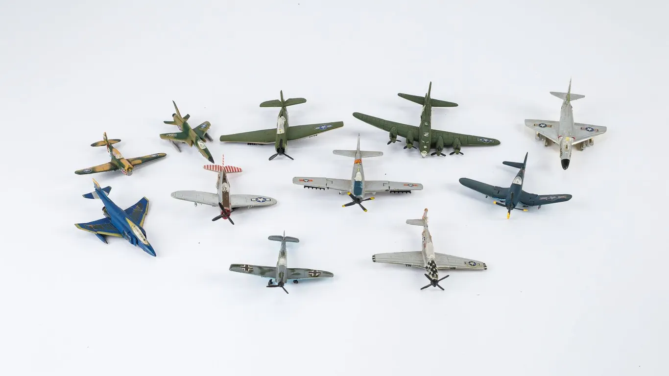 Vintage Bachmann Mini Planes