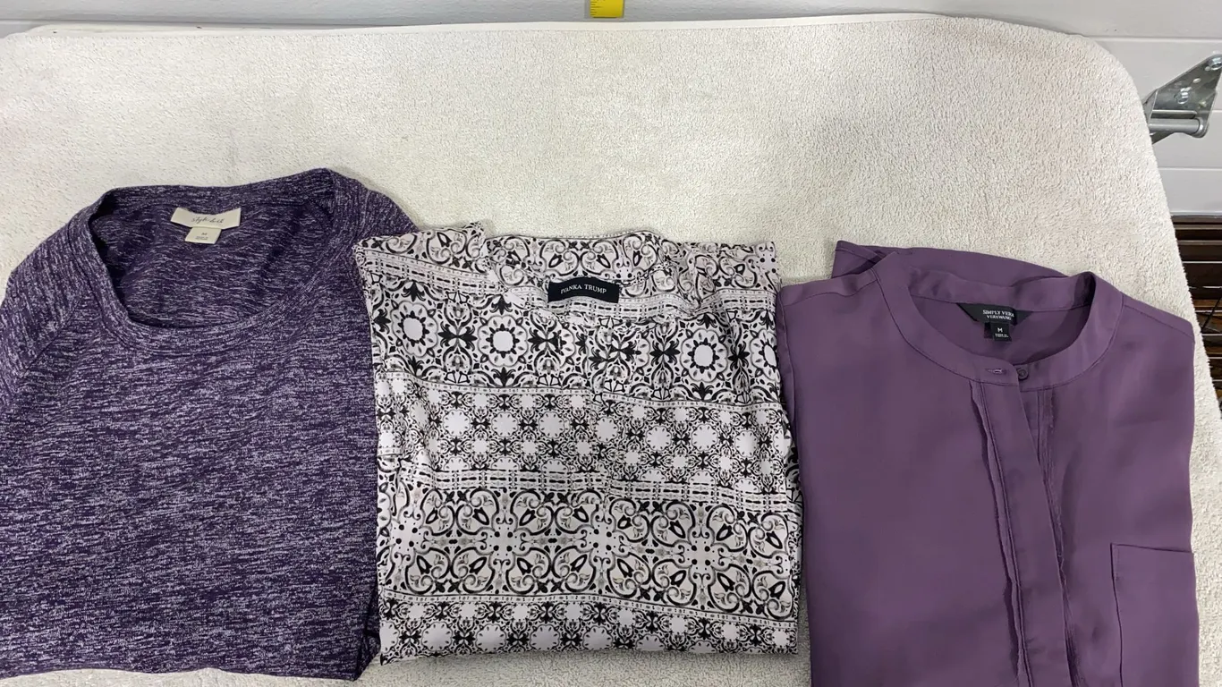 Womens Medium Tops