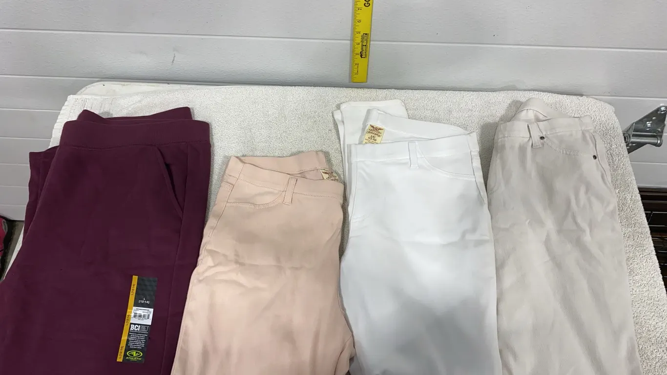 Womens Large Pants (12-14)